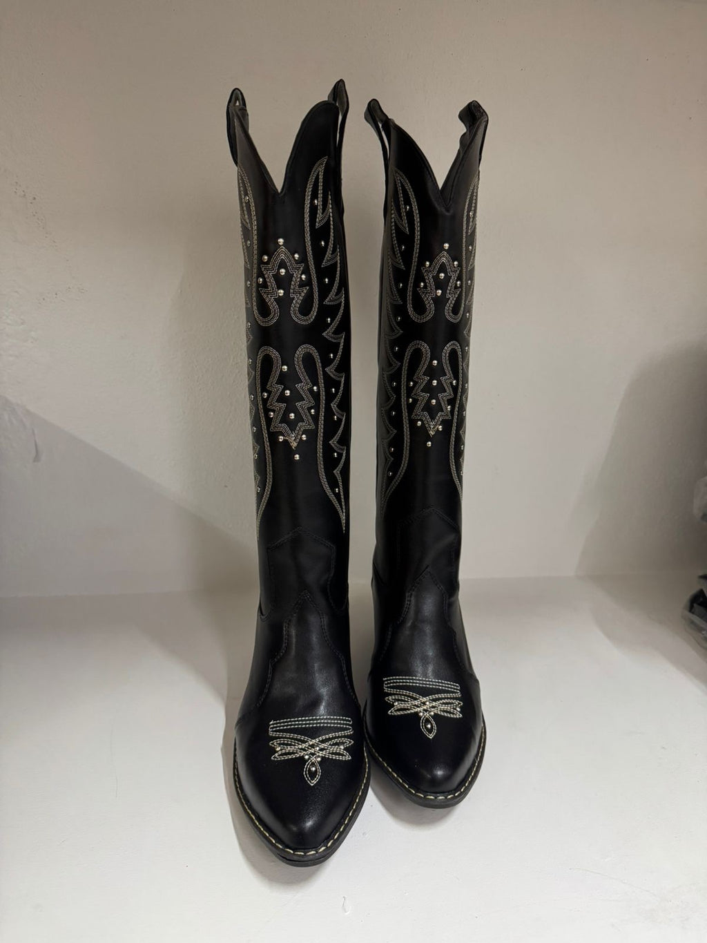 BOTA BORDADA COWBOY "ESTOPEROLES"